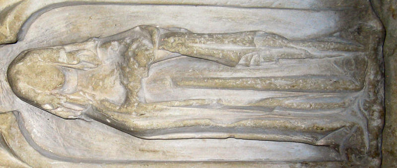 John Lyons tomb 1350